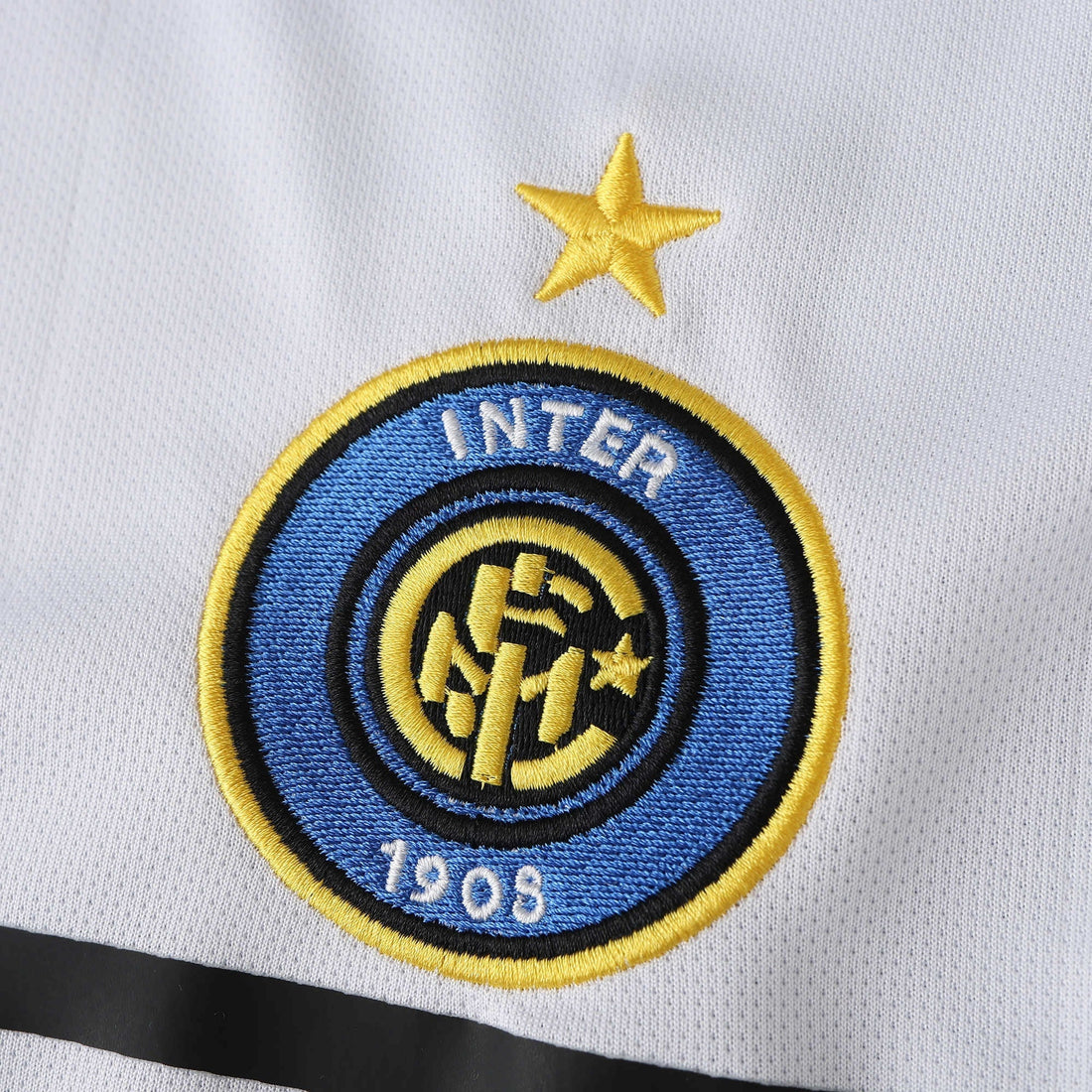 Retro Away 2004/05 Shirt