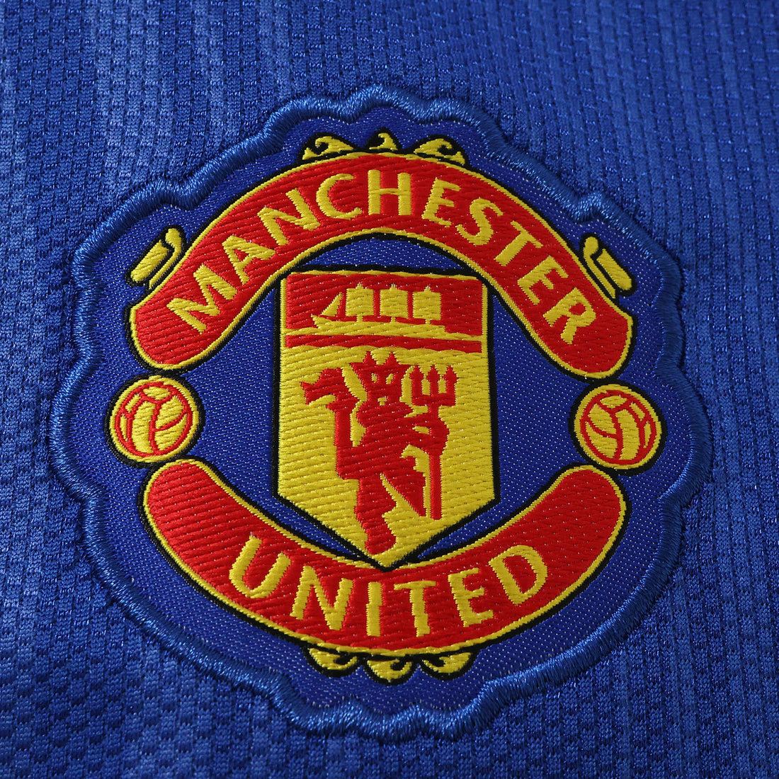 Away 26/27 Kids Shirt Kit