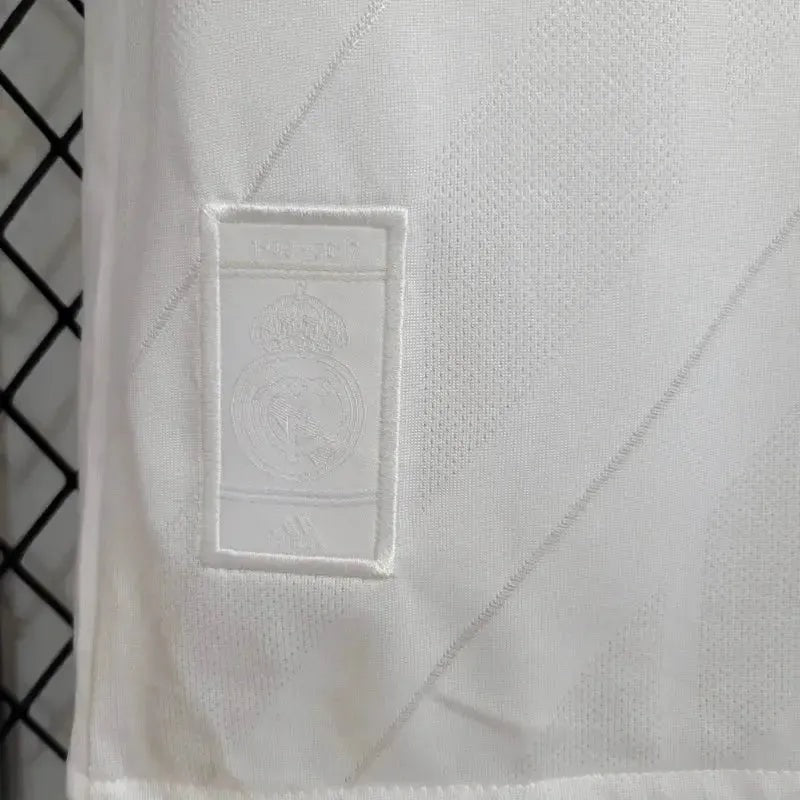 Retro Home 2017/18 Shirt