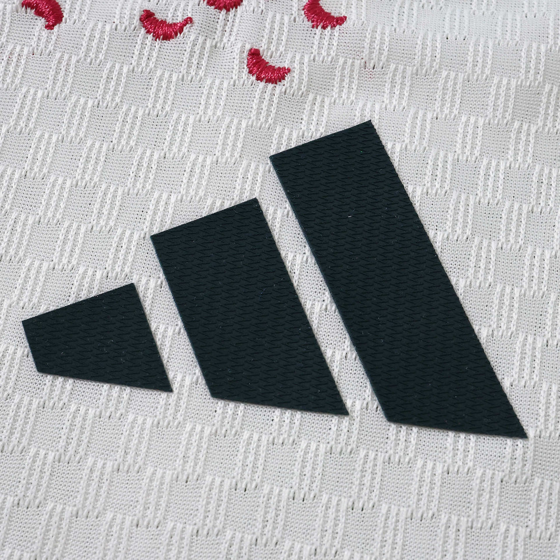 Embroidered Home 26/27 Player Edition Shirt