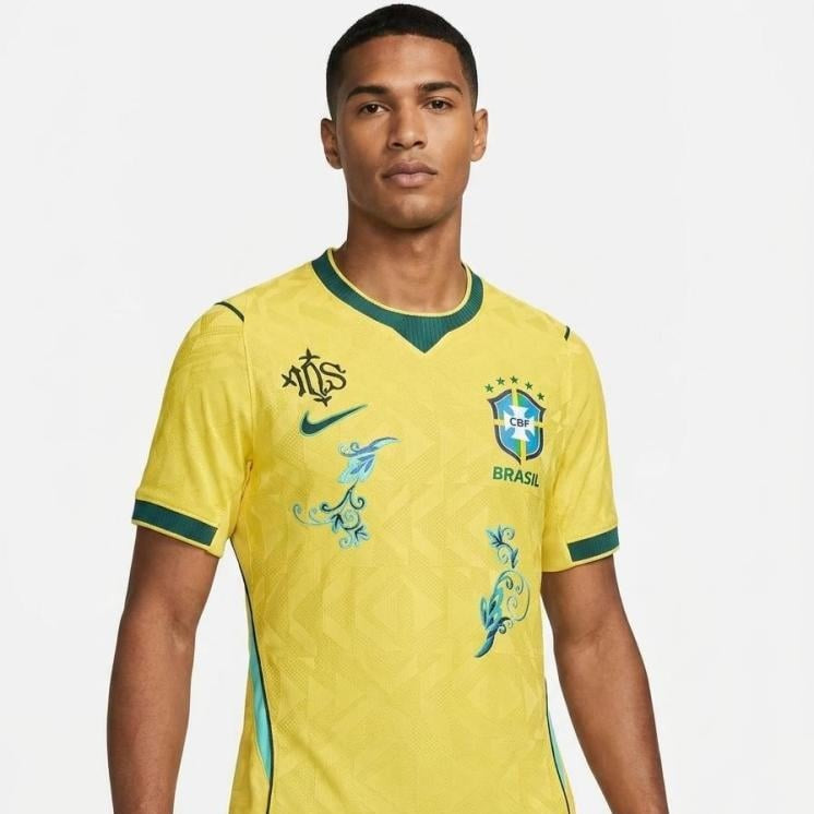 Embroidered Home 26/27 Player Edition Shirt