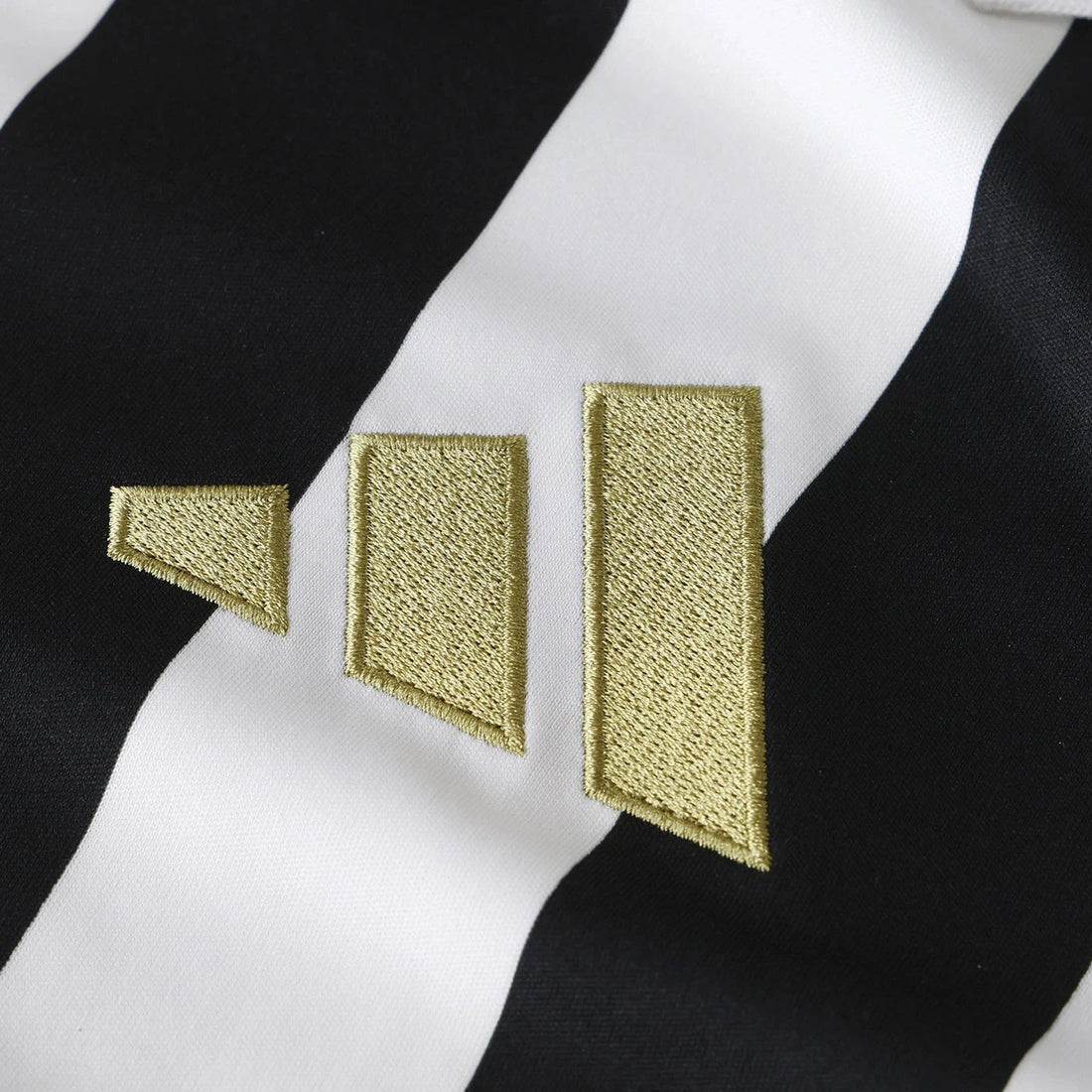 Embroidered Home 26/27 Men’s Shirt